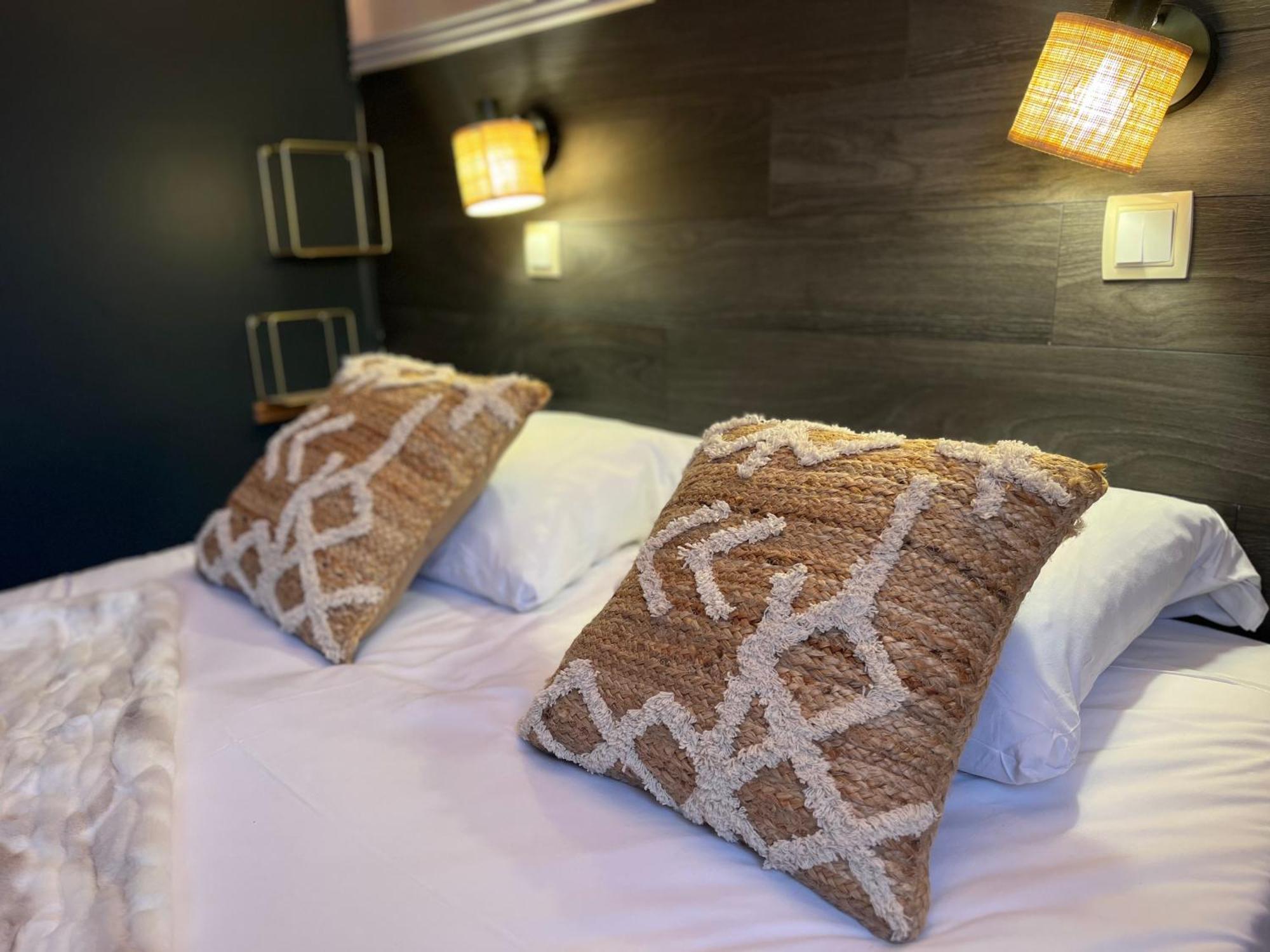 Acadie Saint Victor - Hotel Restaurant - Face Mer - Chatelaillon Plage Экстерьер фото