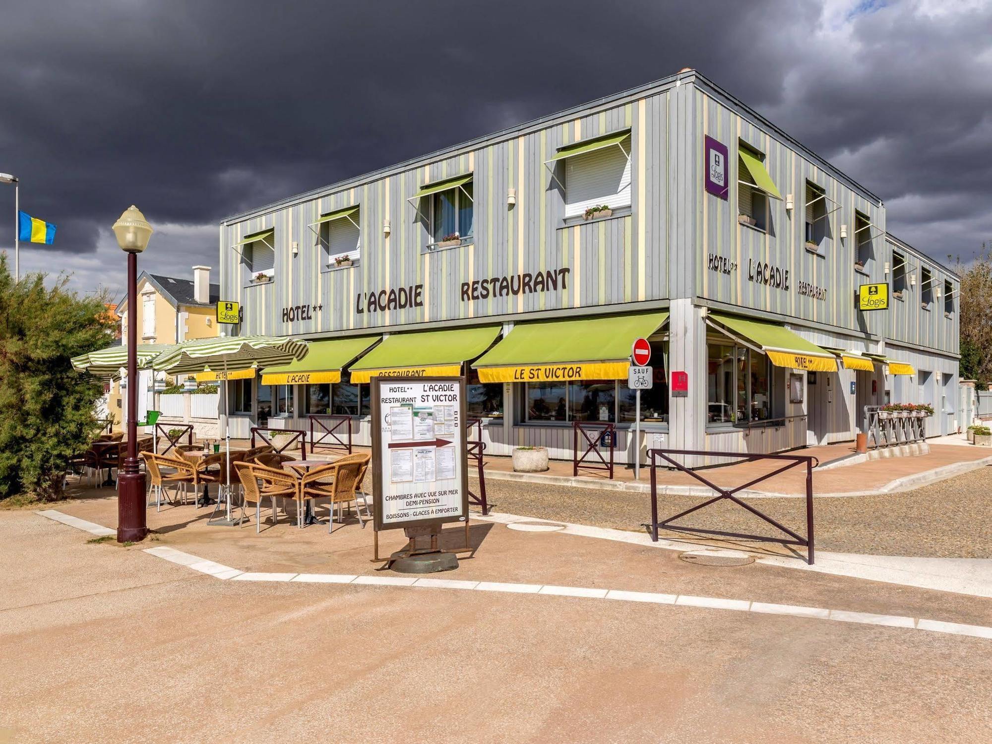 Acadie Saint Victor - Hotel Restaurant - Face Mer - Chatelaillon Plage Экстерьер фото